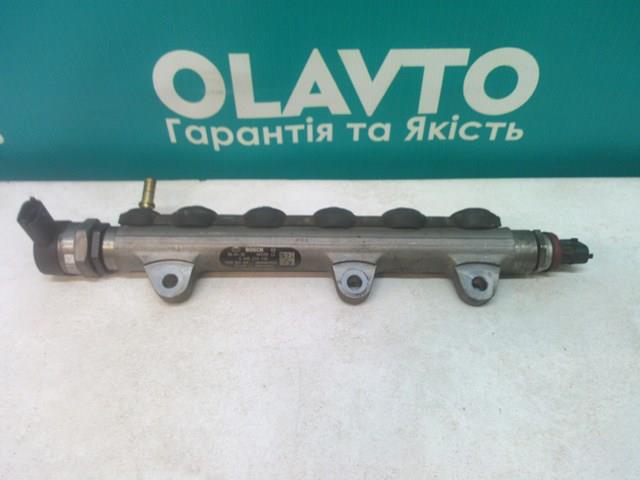 Распределитель топлива (рампа) 0445214155 RENAULT