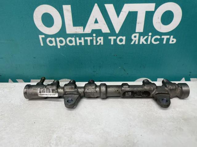 Топливная рампа 0445214194 BOSCH