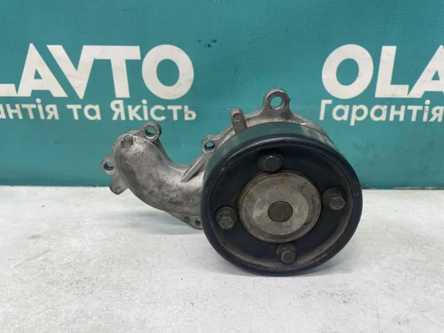 FORD 1104115 Помпа водяная (насос) охлаждения в наличии Ужгород