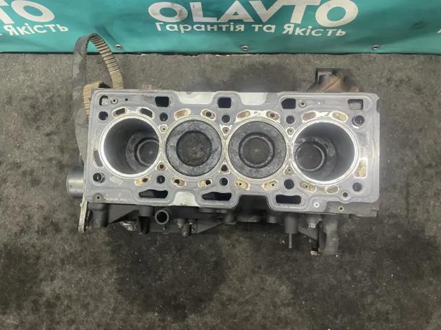RENAULT 121008820R Шатун поршня двигателя в наличии Ужгород