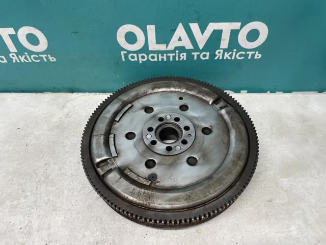 NISSAN 1231000Q3C Маховик в наличии Полтава