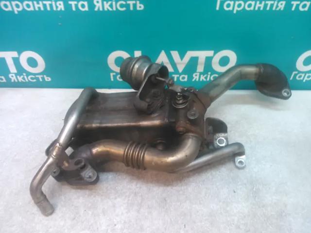 Рамка радиатора нижняя 1310002 GM