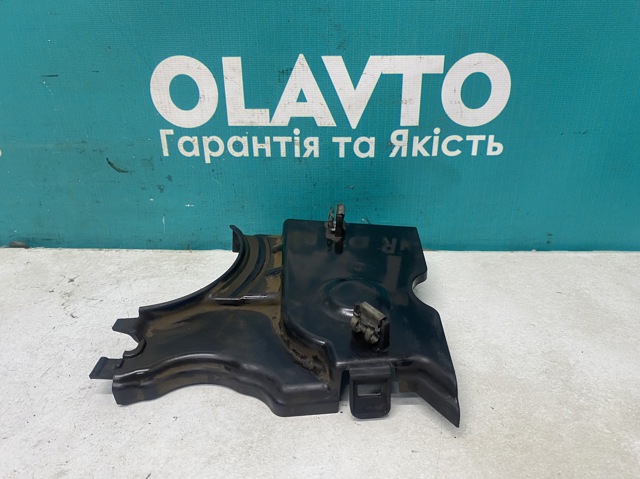 135611121R RENAULT Крышка мотора передняя купить в Полтава