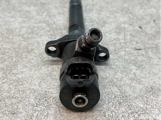 1366613 FORD Топливные форсунки купить в Днепр