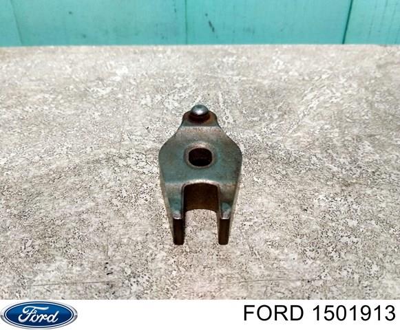 1501913 FORD Кронштейн крепления форсунки купить в Ужгород