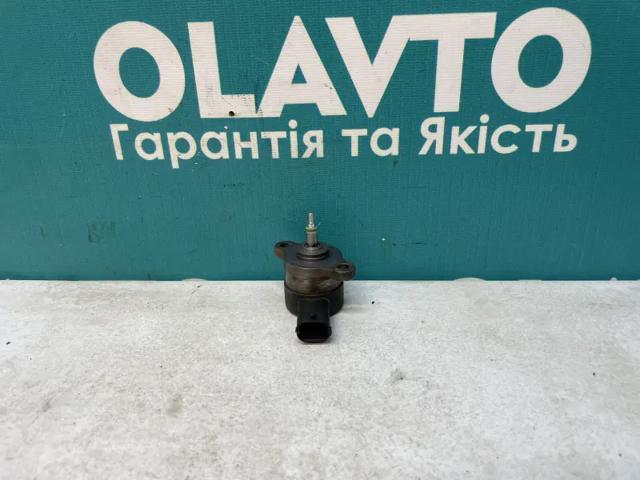 Регулятор давления в топливной рейке 1561084E50 BOSCH