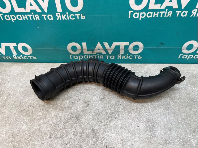 1657500QAE NISSAN Патрубок воздушный, выход воздушного фильтра купить в Киев
