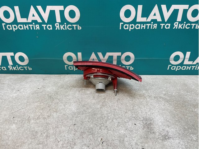VAG 1K6945108C Фонарь задний правый внутренний в наличии Украина
