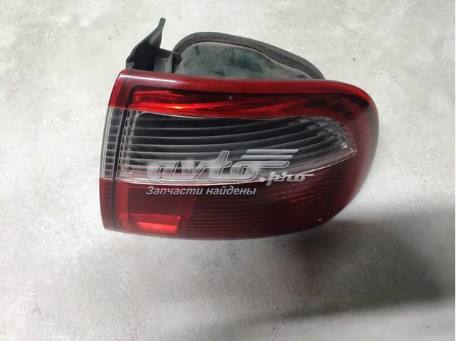 Фонарь задний правый 1M5945096B VAG