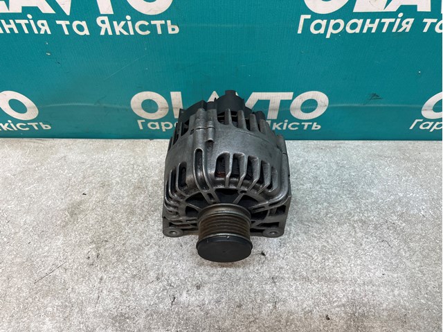 RENAULT 231004864R Генератор в наличии Павлоград