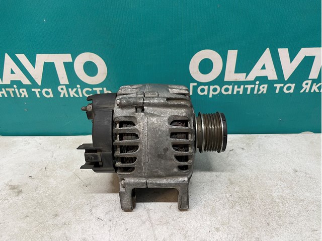 RENAULT 231008918R Генератор в наличии Кривой Рог