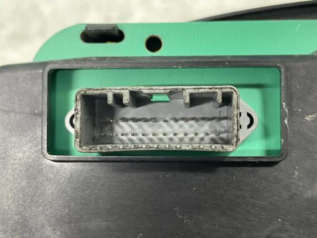 248104707R RENAULT Панель приборов купить в Ровно