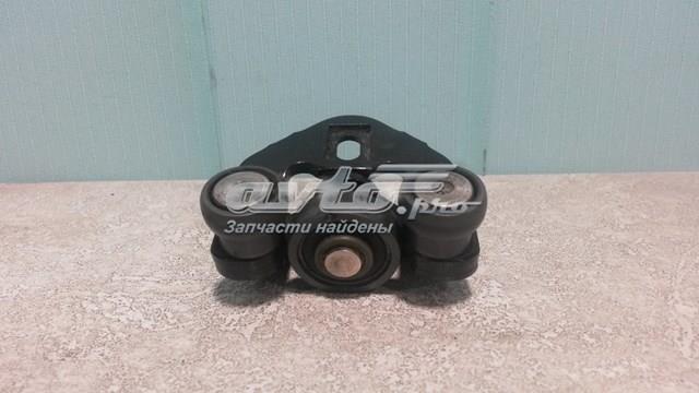 Ролик двери боковой/сдвижной, правый верхний 2T14V25028AD FORD