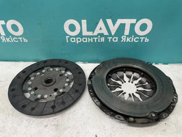302053931R Сцепление купить Черновцы