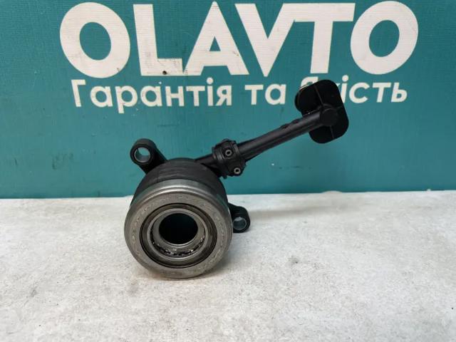 306205482R RENAULT Рабочий цилиндр сцепления в сборе с выжимным подшипником купить в Павлоград