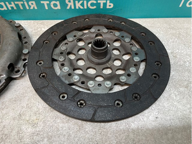 322042010 LUK Диск сцепления купить в Черновцы