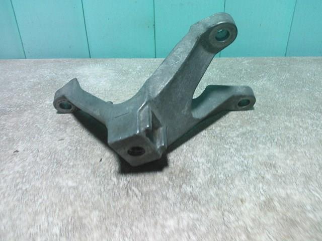 3M517M125AE Кронштейн подушки КПП купить Львов