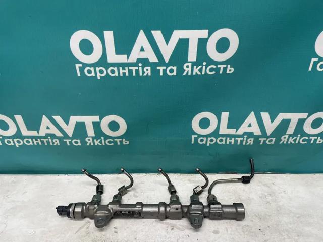 Рампа форсунок системы впрыска топлива 55272136 FIAT
