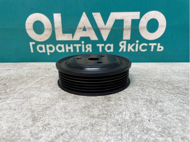 Шкив водяной помпы 55566794 OPEL