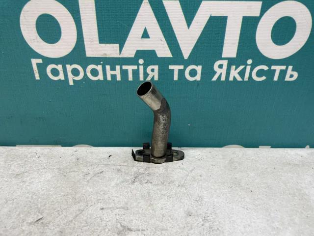 Подача масляная труба 55588142 OPEL