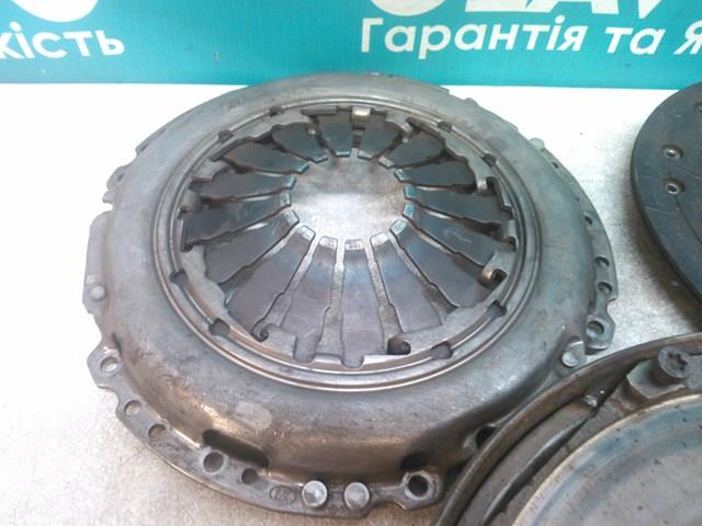 Нажимной диск сцепления 5666008 OPEL