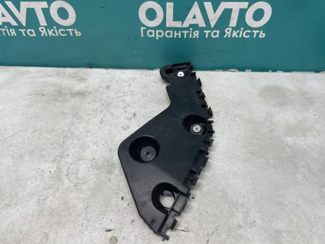 622200010R Кронштейн бампера заднего правый купить Харьков