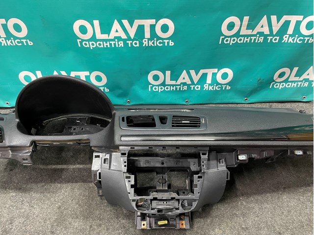 681007196R Панель салона передняя "торпедо" купить Днепр