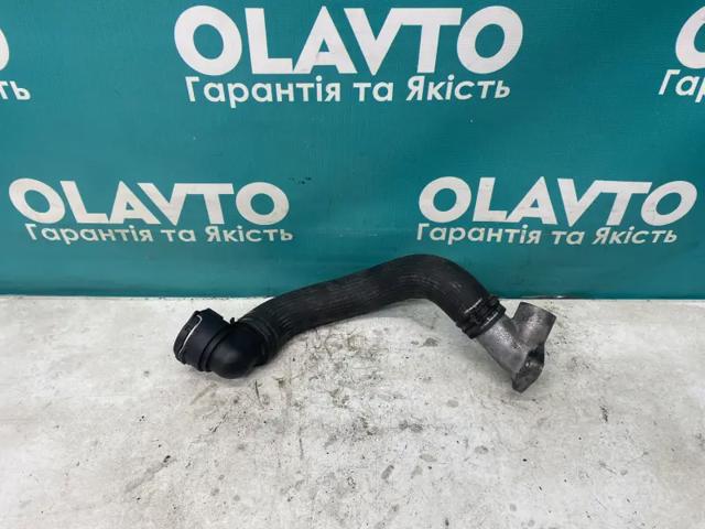 OPEL 6818484 Патрубок системы охлаждения в наличии Украина