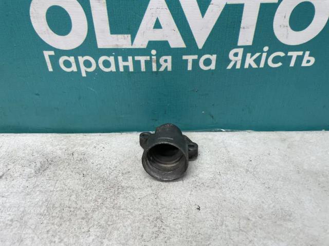 Фланец охлаждающей жидкости 7701041348 RENAULT