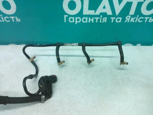 Трубка топливная обратная от форсунок 7701479003 RENAULT