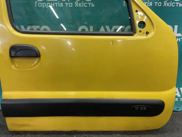 RENAULT 7751471747 Дверь передняя правая в наличии Черновцы