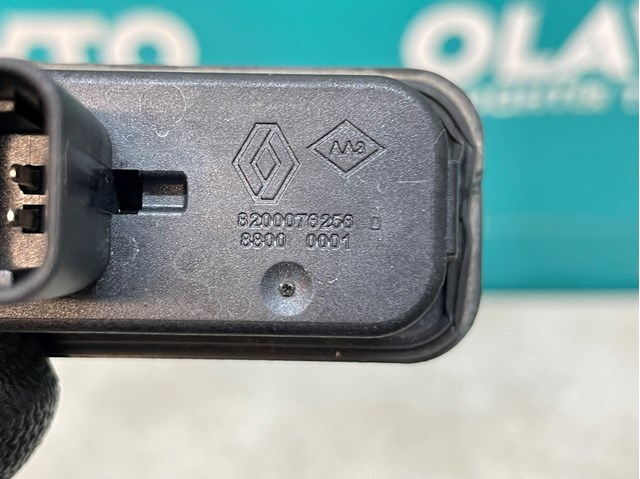 RENAULT 8200076256 Кнопка привода замка крышки багажника (двери 3/5-й (ляды) в наличии Николаев