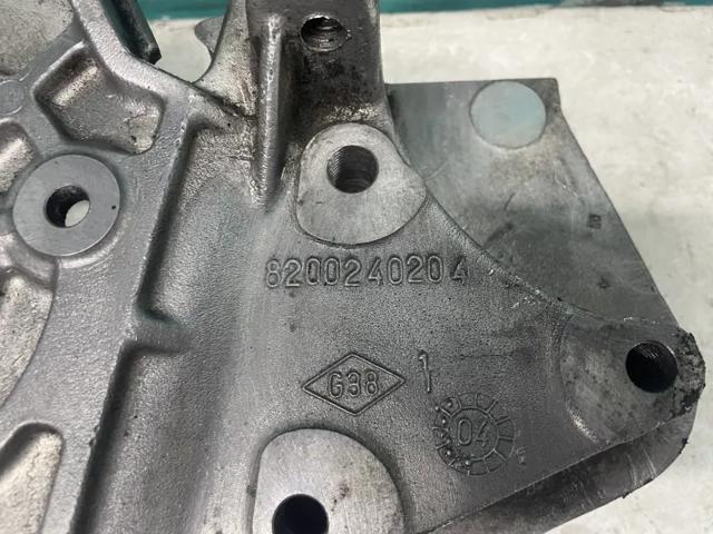 8200240204 RENAULT Кронштейн топливного насоса ТНВД купить в Черновцы
