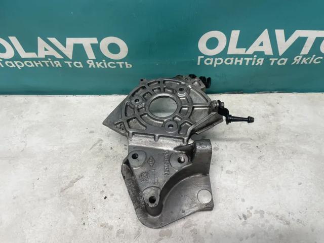 8200240204 RENAULT Кронштейн топливного насоса ТНВД купить в Киев