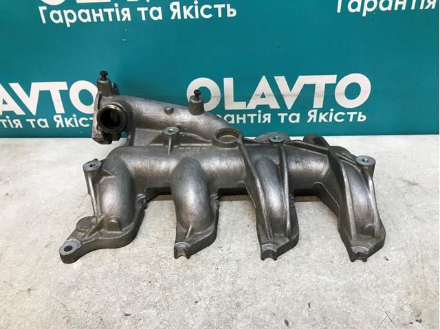 Впускной коллектор 8200272607 Renault (RVI)