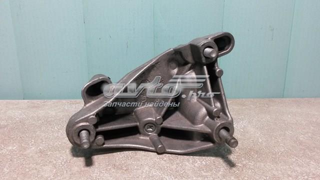 RENAULT 8200277203 Кронштейн подушки (опоры) двигателя левой в наличии Ровно