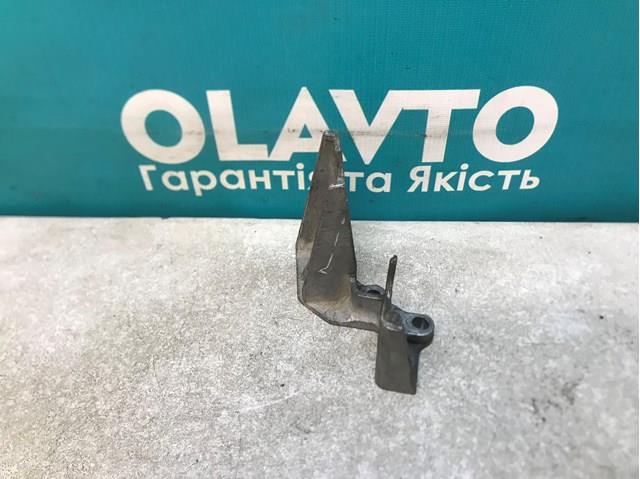 8200367226 Кронштейн крепления троса КПП купить Харьков
