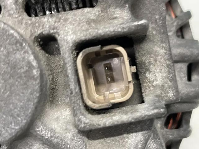 RENAULT 8200373636 Генератор в наличии Тернополь