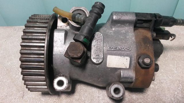 Насос топливный высокого давления 8200379376 RENAULT