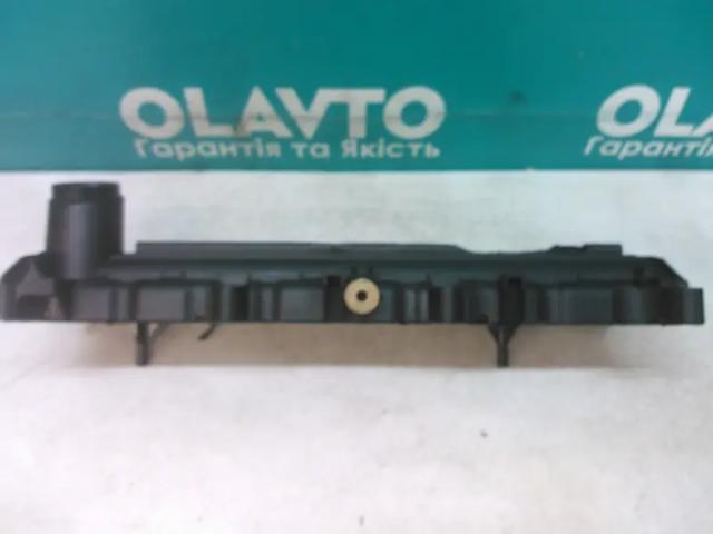 8200379908 RENAULT Клапанная крышка купить в Одесса