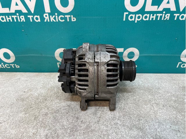 8200390676 RENAULT Генератор купить в Ирпень