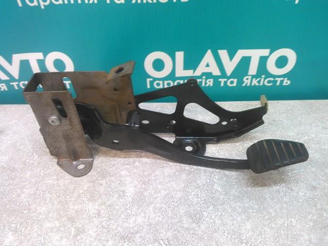 8200467212 Педаль тормоза купить Черновцы