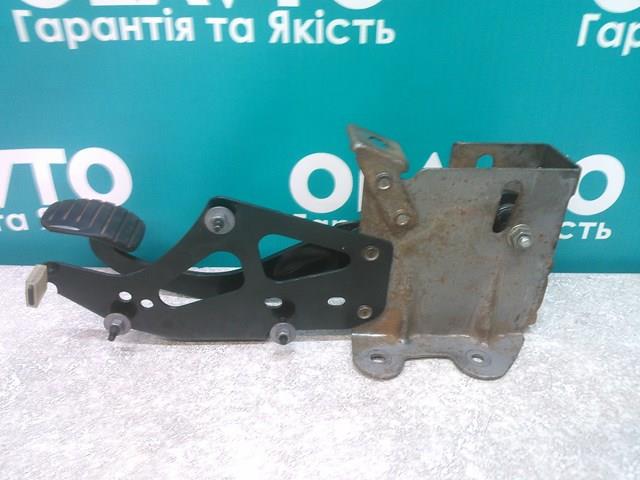 8200467212 RENAULT Педаль тормоза купить в Черкассы