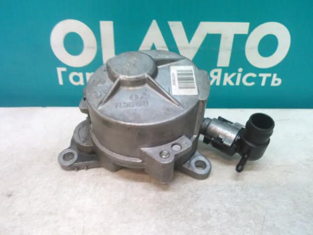 Механический вакуумный насос 8200520476 NISSAN