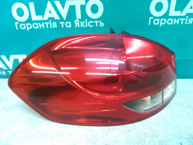 Левый стоп 8200586843 RENAULT