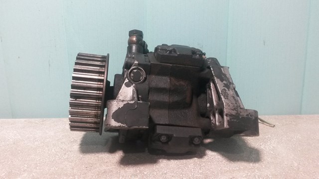 Насос топливный высокого давления 8200663258 RENAULT