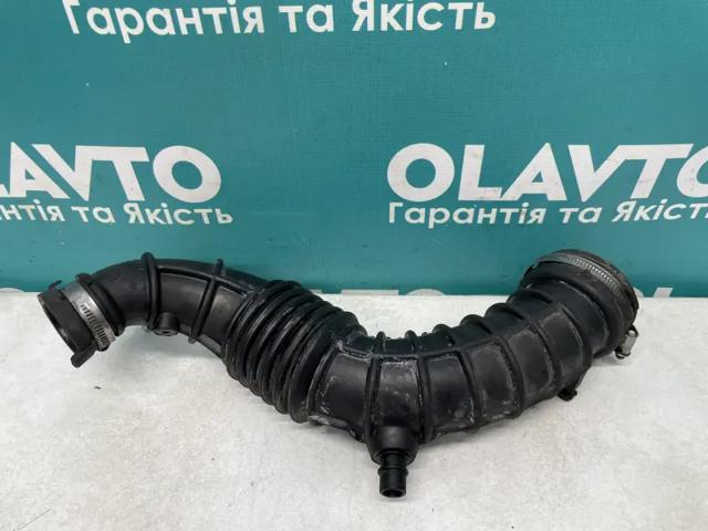 RENAULT 8200750731 Патрубок воздушный, вход в турбину (наддув) в наличии Чернигов