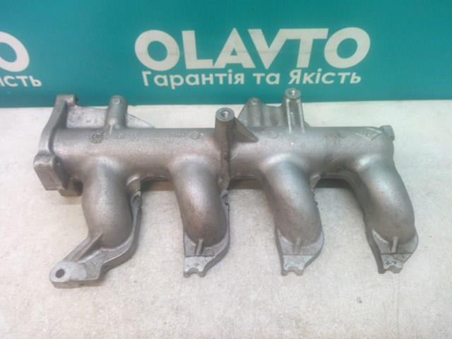 Впускной коллектор 8200780072 RENAULT