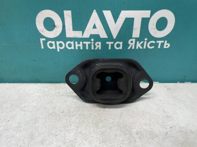 Подушка коробки передач 8200805796 RENAULT
