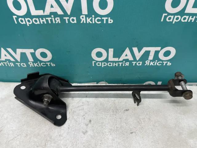 Рычаг/тяга задней подвески продольный нижний, левый 8200841004 RENAULT